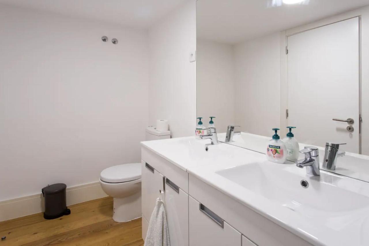 Apartamento Beautiful 3-Story House In Chiado With A 40M² Private Terrace Lisboa Exterior foto